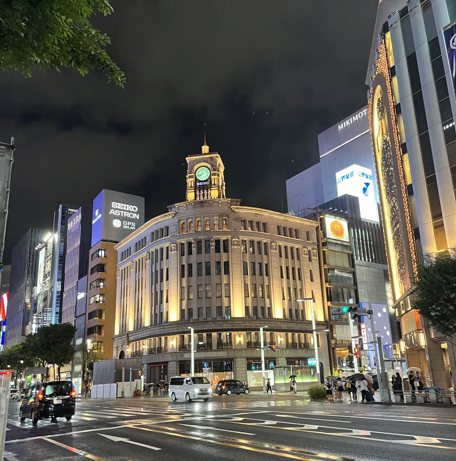 Featured image of post Ginza, Tokyo: How to Experience Japan's Most Expensive Address Without the Price Tag